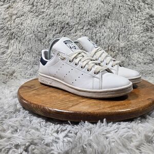 Adidas Stan Smith Mens Sz 7.5 White Grain Navy Blue Trim Vegan Classic Sneakers